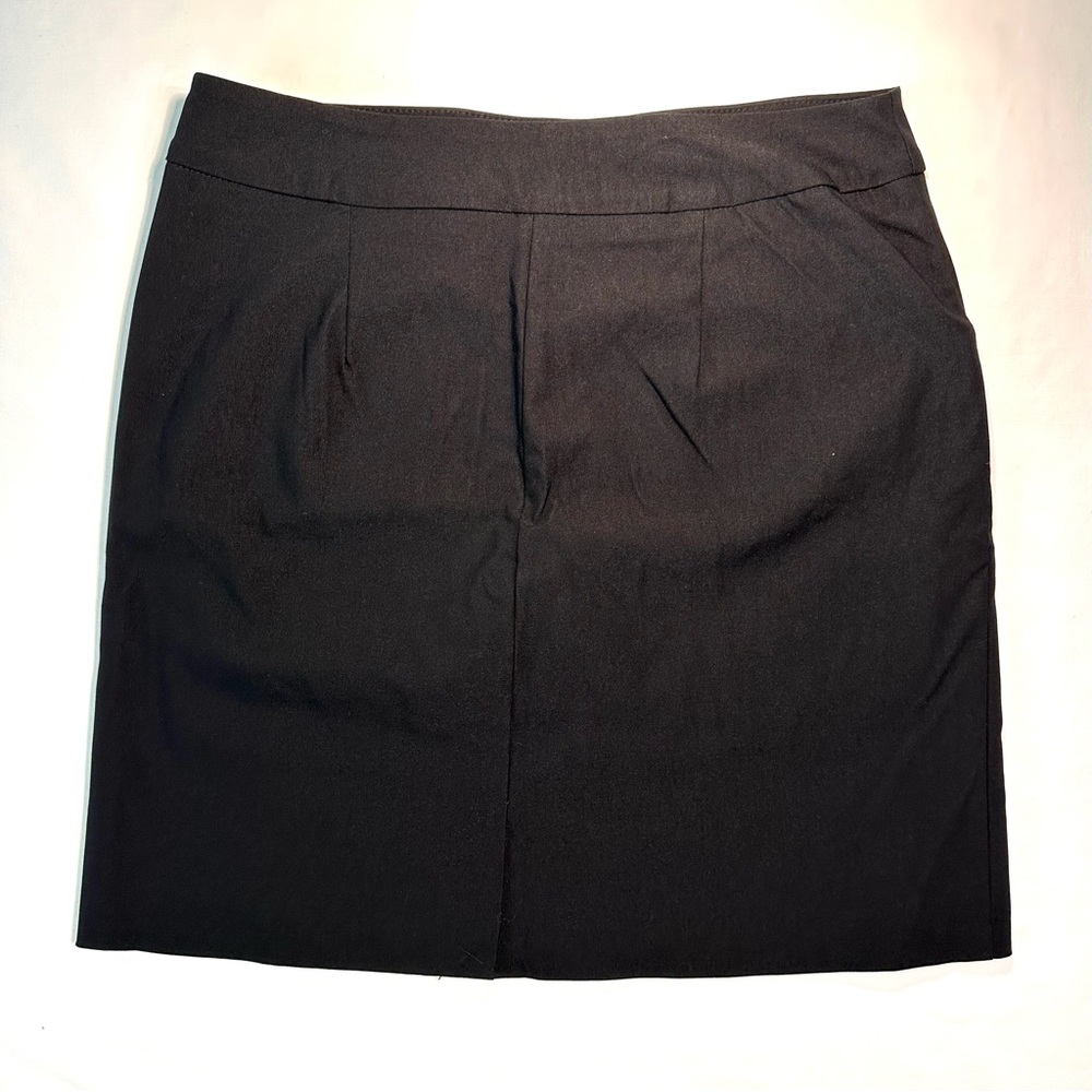 NWT Tribal Black Women's Skort Size 6 - Picture 2 of 9